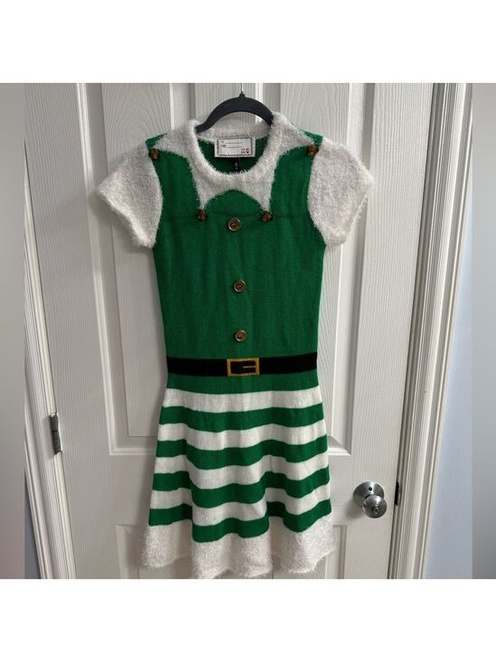 Other - Young Girls  Fun Christmas Dress - size Medium. Very Nice Condition